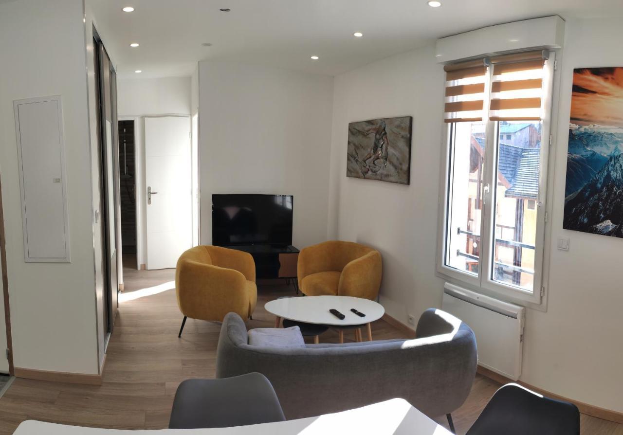 Joli Appartement Renove Avec Terrasse Brides-les-Bains Exterior foto