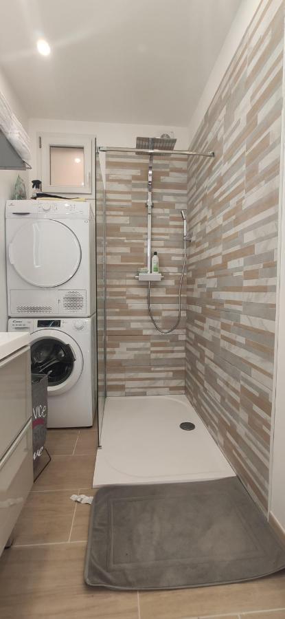 Joli Appartement Renove Avec Terrasse Brides-les-Bains Exterior foto